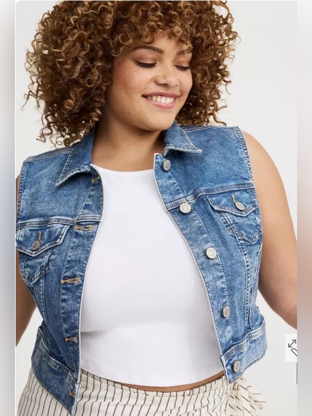 NWT Torrid Vintage Stretch Cropped Denim Vest | Arges Wash | Size 3 (3X 22/24)